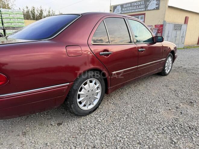 Mercedes E 200 1996, 339,000 km - 2.2 л - Kürdəmir