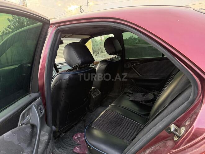 Mercedes E 200 1996, 339,000 km - 2.2 л - Kürdəmir