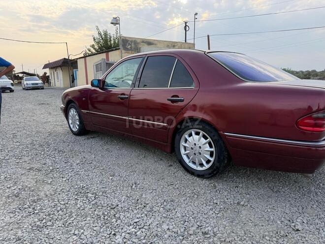 Mercedes E 200 1996, 339,000 km - 2.2 л - Kürdəmir