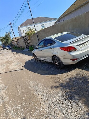 Hyundai Accent 2015, 310,000 km - 1.6 l - Sumqayıt