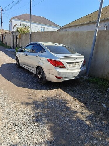 Hyundai Accent 2015, 310,000 km - 1.6 l - Sumqayıt