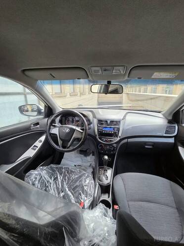 Hyundai Accent 2016, 254,000 km - 1.4 l - Bakı