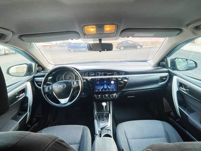 Toyota Corolla 2013, 235,000 km - 1.6 л - Bakı