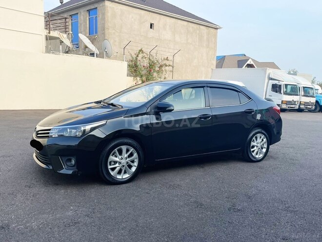 Toyota Corolla 2013, 235,000 km - 1.6 л - Bakı