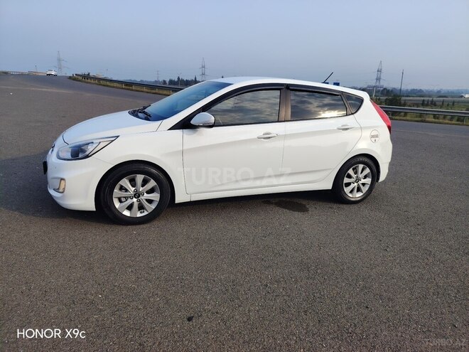 Hyundai Accent 2016, 102,977 km - 1.6 l - Astara