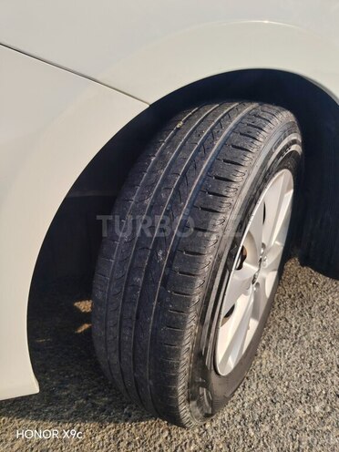 Hyundai Accent 2016, 102,977 km - 1.6 l - Astara