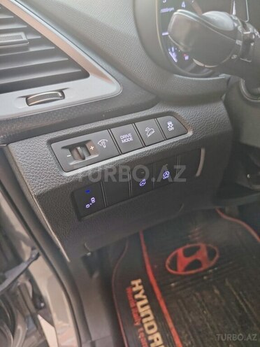Hyundai Santa Fe 2018, 211,000 km - 2.0 l - Bakı
