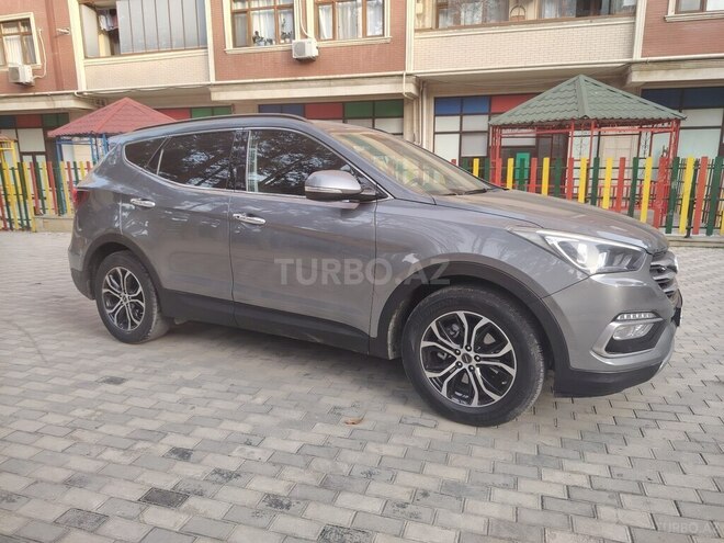Hyundai Santa Fe 2018, 211,000 km - 2.0 l - Bakı