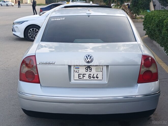 Volkswagen Passat 2003, 293,000 km - 1.8 л - Sumqayıt