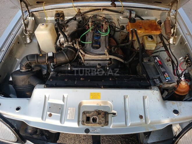 GAZ 31105 2005, 151,000 km - 2.4 l - Bakı