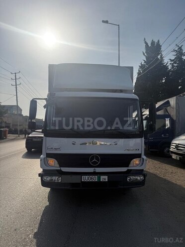 Mercedes Atego 818 2010, 233,243 km - 4.3 l - Bakı