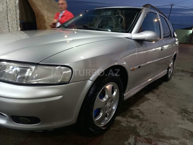 Opel Vectra 2000, 200,000 km - 1.8 л - Bakı