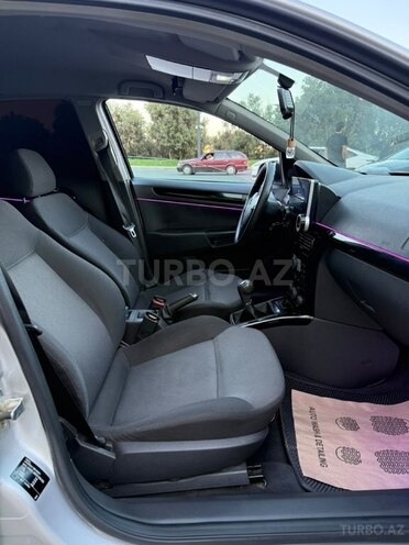 Opel Astra 2006, 158,000 km - 1.4 l - Bakı