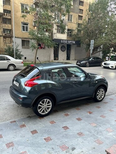 Nissan Juke 2013, 273,588 km - 1.6 l - Bakı