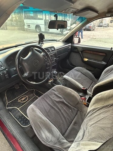 Opel Vectra 1995, 123,456 km - 2.0 l - Bakı