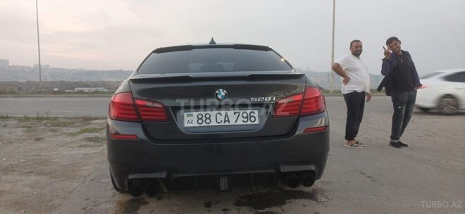BMW 528 2013, 310,000 km - 2.0 l - Bakı