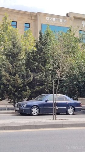 Mercedes E 270 2000, 495,000 km - 2.7 л - Lənkəran
