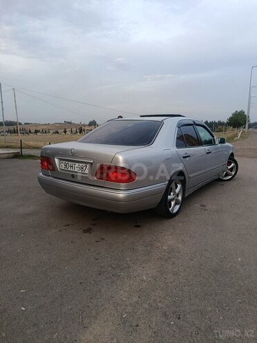 Mercedes E 230 1996, 100,000 km - 2.3 l - Qazax