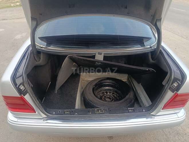 Mercedes E 230 1996, 100,000 km - 2.3 l - Qazax