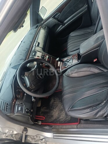 Mercedes E 230 1996, 100,000 km - 2.3 l - Qazax