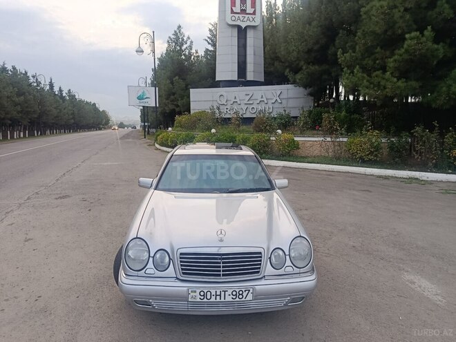 Mercedes E 230 1996, 100,000 km - 2.3 l - Qazax