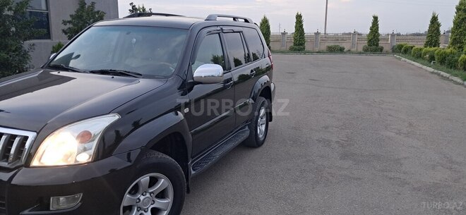Toyota Land Cruiser Prado 2004, 215,557 km - 4.0 l - Tovuz