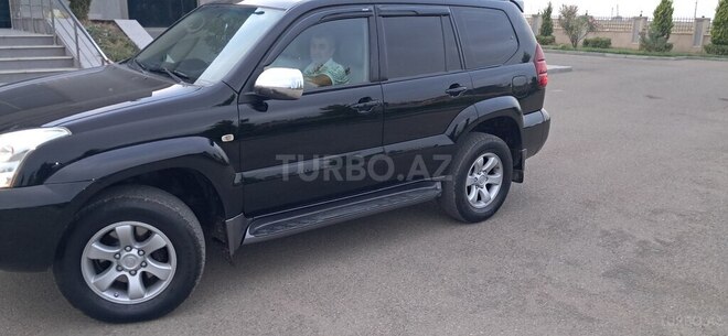 Toyota Land Cruiser Prado 2004, 215,557 km - 4.0 l - Tovuz