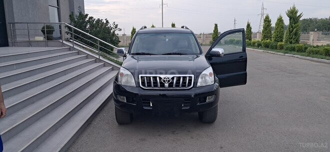 Toyota Land Cruiser Prado 2004, 215,557 km - 4.0 l - Tovuz