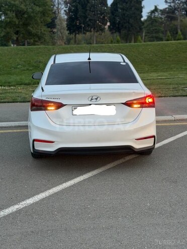 Hyundai Accent 2018, 196,000 km - 1.6 l - Gəncə