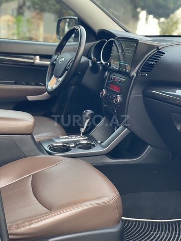 Kia Sorento 2011, 258,500 km - 2.0 l - Sumqayıt