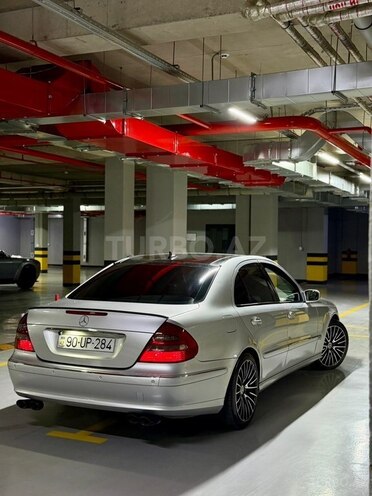Mercedes E 270 2002, 278,496 km - 2.7 l - Sumqayıt