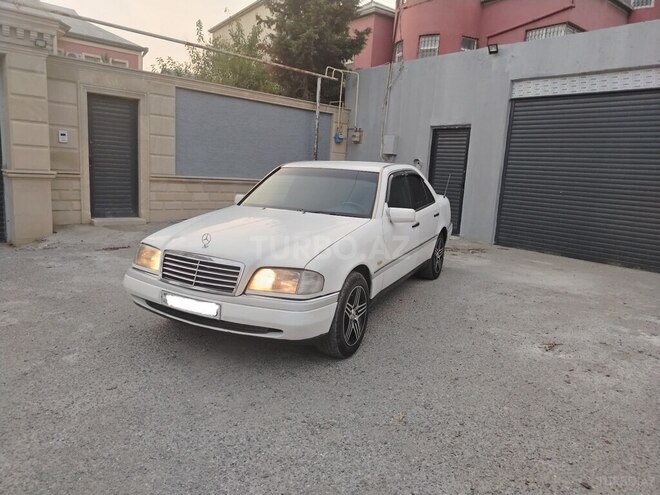 Mercedes C 220 1994, 298,000 km - 2.2 l - Bakı