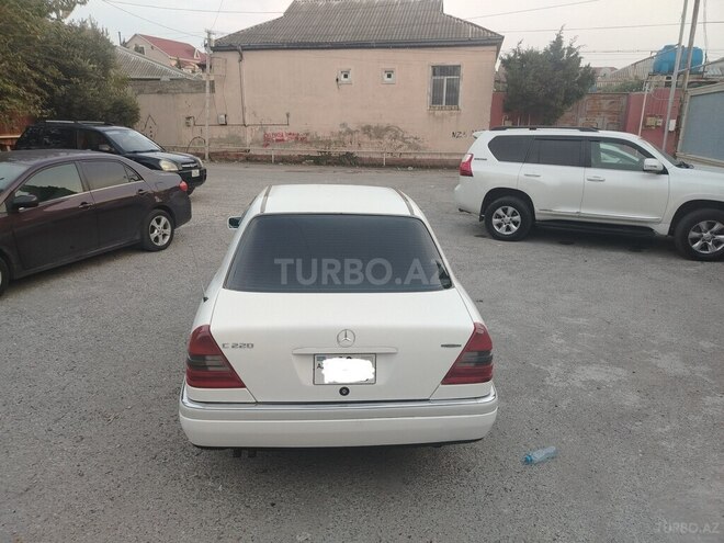 Mercedes C 220 1994, 298,000 km - 2.2 l - Bakı