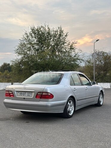 Mercedes E 240 2000, 288,000 km - 2.4 л - İsmayıllı