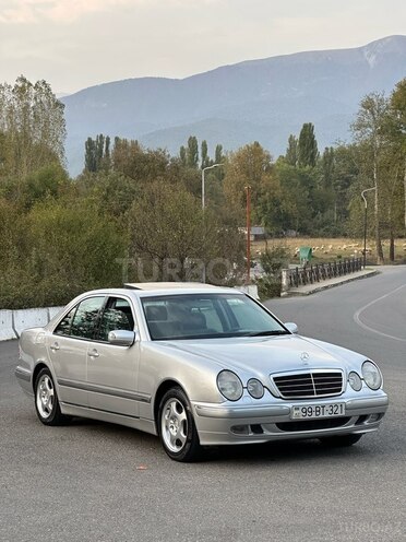 Mercedes E 240 2000, 288,000 km - 2.4 л - İsmayıllı