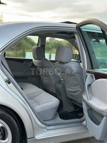 Mercedes E 240 2000, 288,000 km - 2.4 л - İsmayıllı