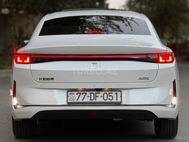 Changan Qiyuan A05 2025, 18,700 km - 1.5 л - Bakı
