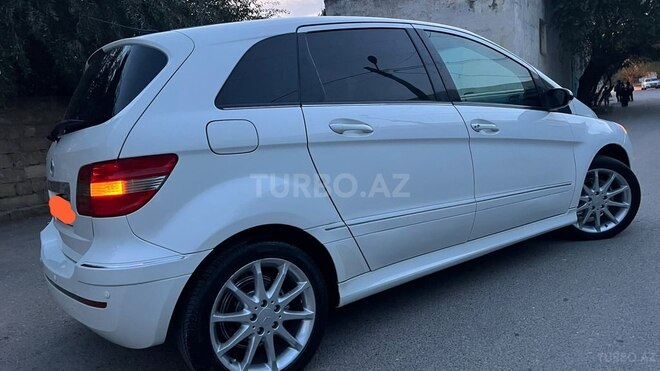 Mercedes B 180 2009, 186,000 km - 1.7 l - Sumqayıt
