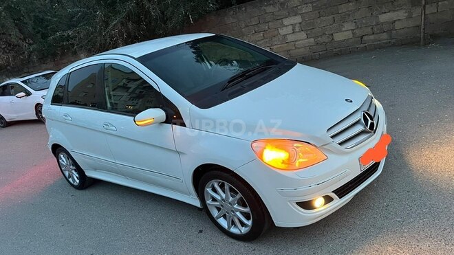 Mercedes B 180 2009, 186,000 km - 1.7 l - Sumqayıt