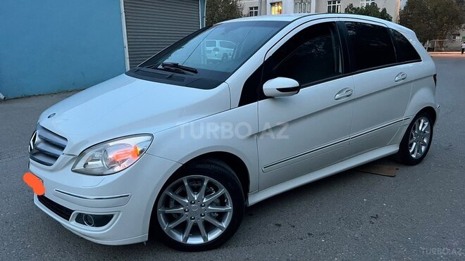 Mercedes B 180 2009, 186,000 km - 1.7 l - Sumqayıt