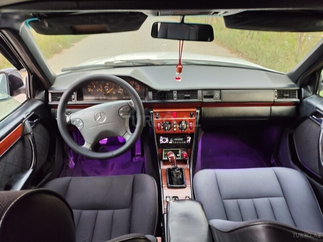 Mercedes 200 E 1994, 432,000 km - 2.0 l - Bakı