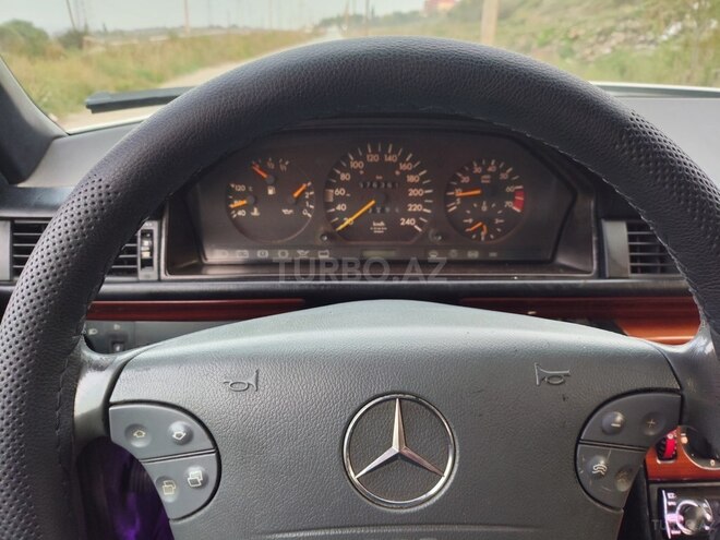 Mercedes 200 E 1994, 432,000 km - 2.0 l - Bakı