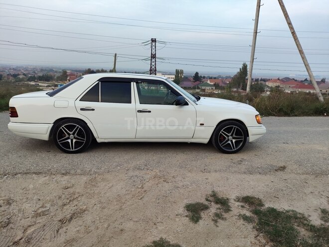Mercedes 200 E 1994, 432,000 km - 2.0 l - Bakı
