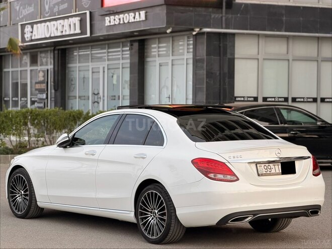 Mercedes C 300 2015, 218,000 km - 2.0 l - Bakı