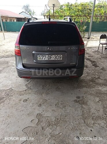 Hyundai i30 2011, 360,000 km - 1.6 l - Biləsuvar