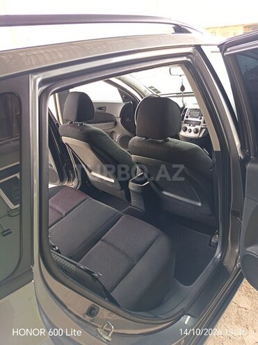 Hyundai i30 2011, 360,000 km - 1.6 l - Biləsuvar