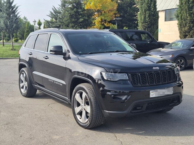 Jeep Grand Cherokee 2012, 220,000 km - 3.6 l - Quba
