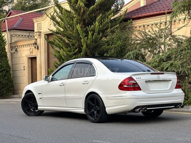 Mercedes E 240 2002, 276,000 km - 2.6 л - Bakı