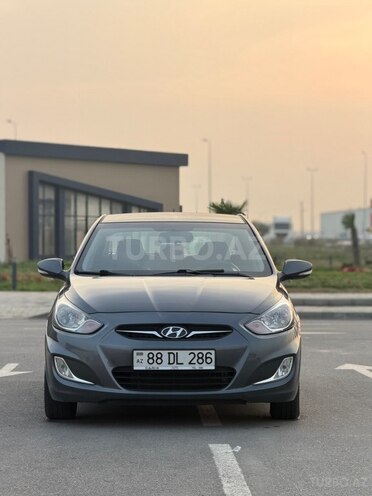 Hyundai Accent 2011, 175,000 km - 1.4 l - Bakı