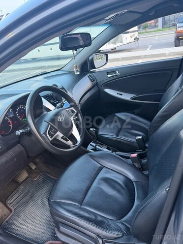 Hyundai Accent 2011, 175,000 km - 1.4 l - Bakı